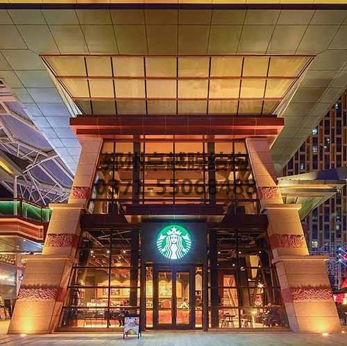 老城根G park门店是西安首家汉阙建筑风格的星巴克